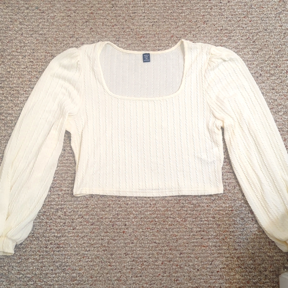 White crop top